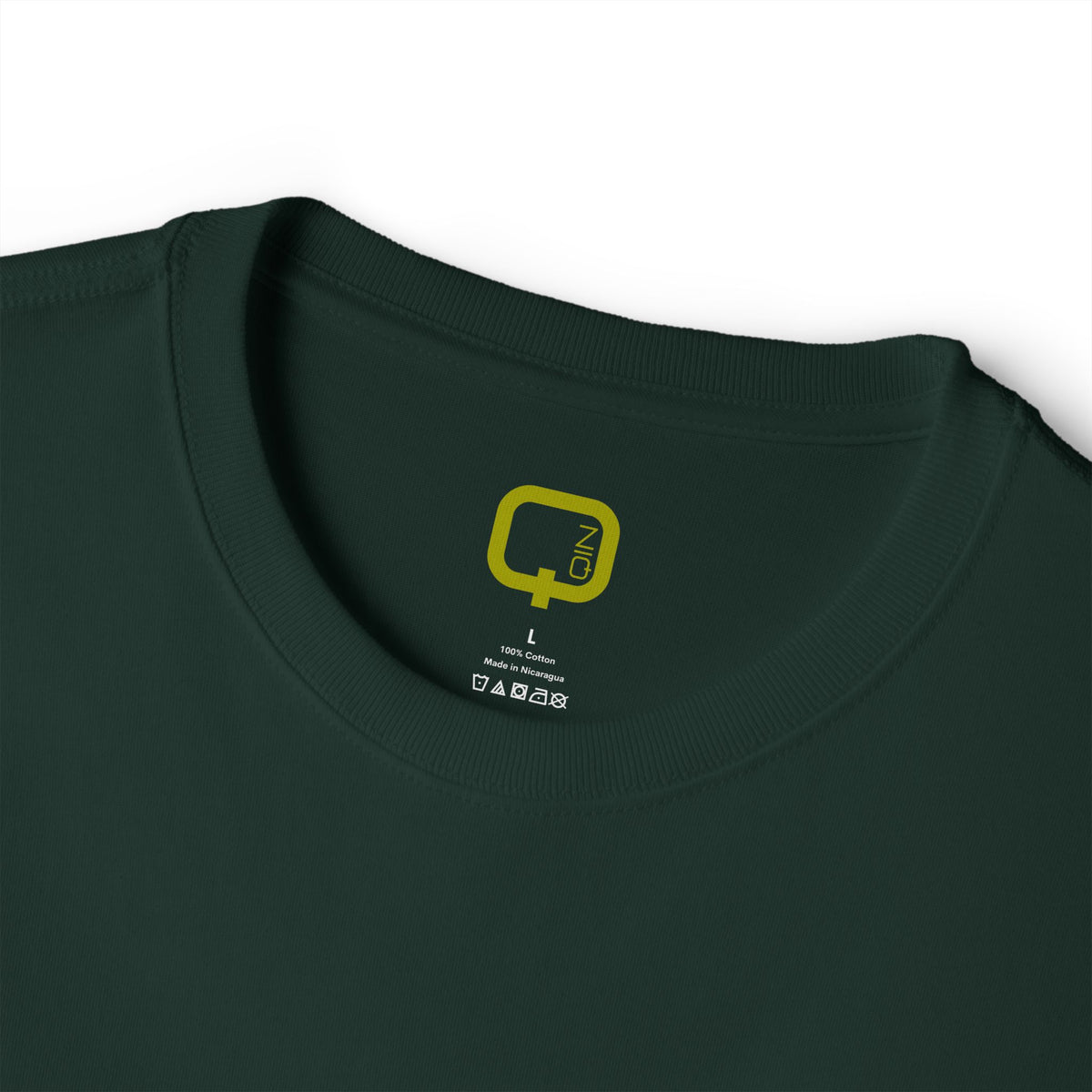 Minimalist Logo Tee Small Chest Icon Boxy T-Shirt