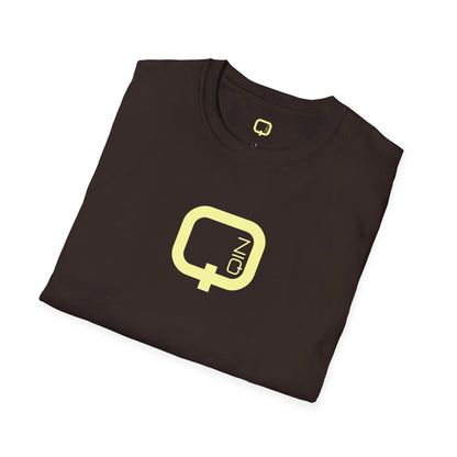 Qn Logo T‑Shirt — Minimalist Retro Tech Graphic Tee